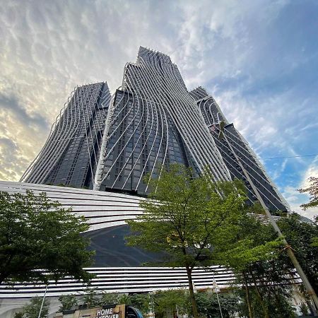 Arte Mont Kiara By Cozynest Appartement Kuala Lumpur Buitenkant foto
