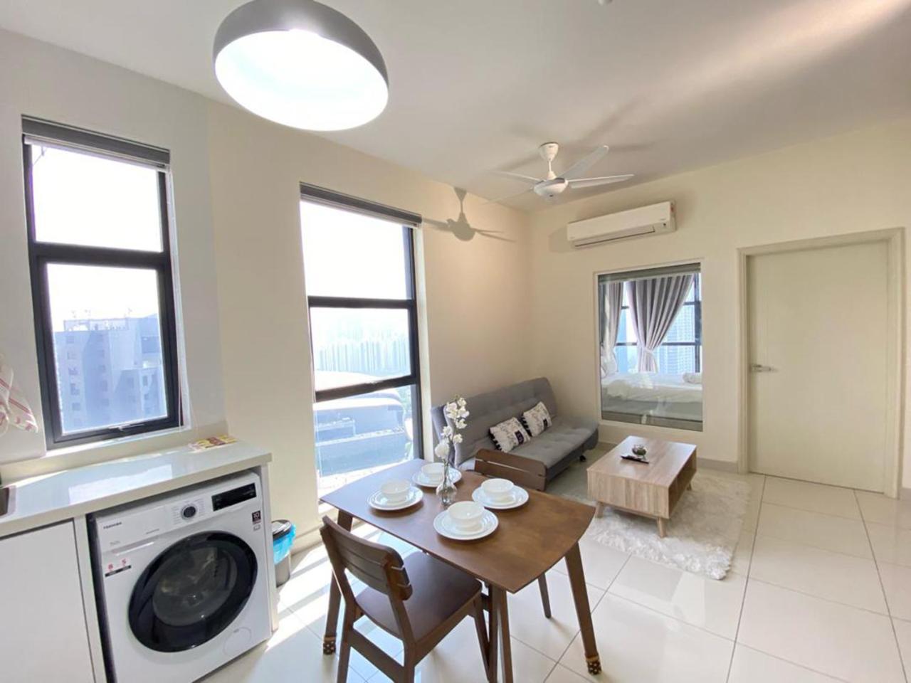 Arte Mont Kiara By Cozynest Appartement Kuala Lumpur Buitenkant foto